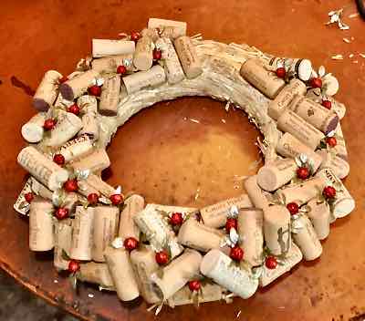Wine Cork Wreath Finishing